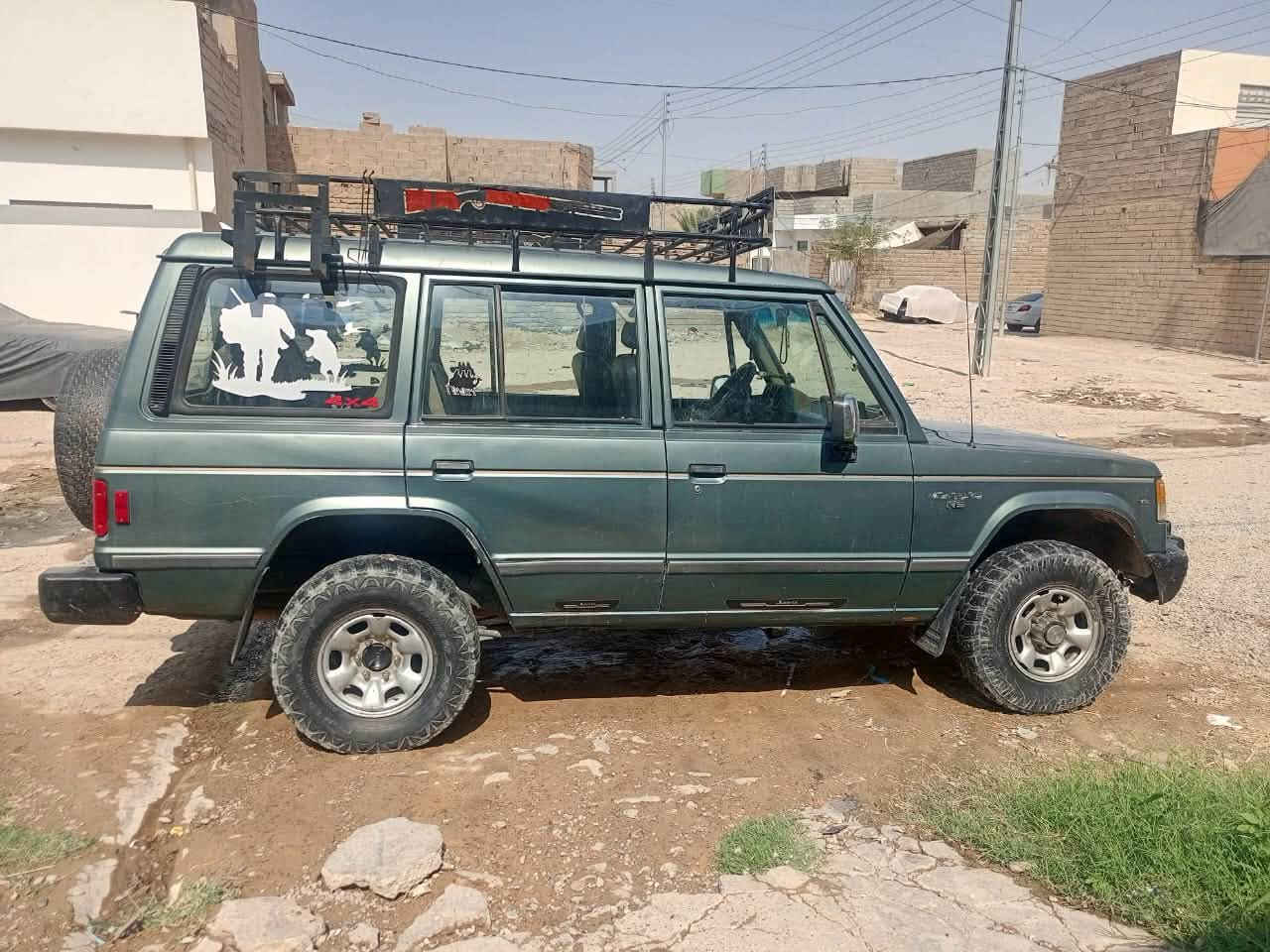 سلام عليكم 
للبيع سياره باچيرو موديل 1991 
سياره بلاديه على وضع شركه لا صبغ ولا تعديل مجردبونيد بيها منضومه غاز 60لتر 
استفسار خاص
