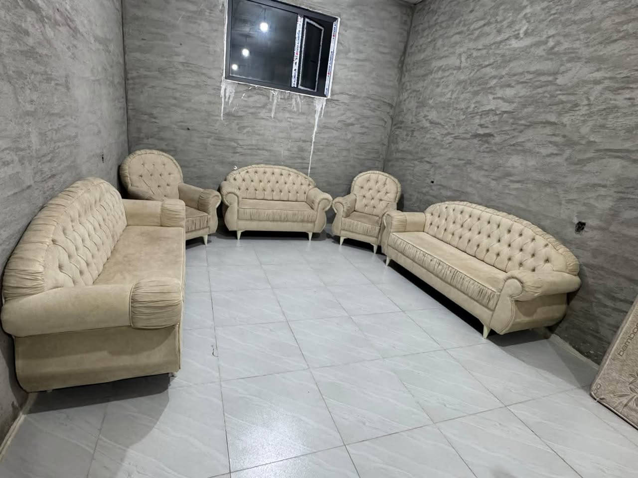 طقم كنب ١٠نفر • ٦ كراسي • السليمانية