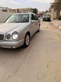 ام عيون • ١٩٩٧ • رقم بغداد