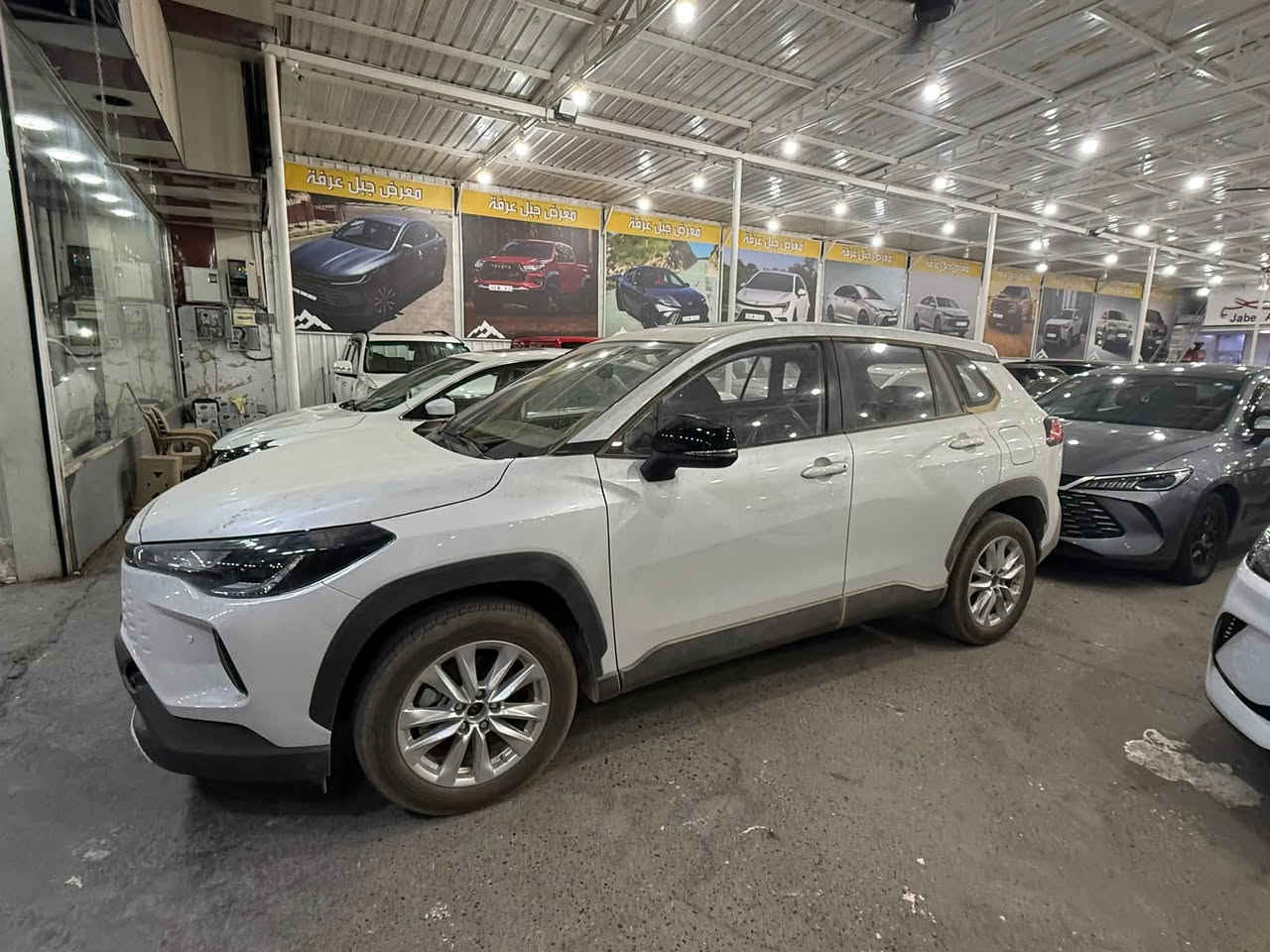 🔥 إذا نحچي عن السيارات العائلية… تويوتا تعرف شلون تجمع القوة والراحة بسيارة وحدة!
🚘 Toyota 2026
سيارة عائلية بمساحة واسعة، تصميم قوي وراحة تخليها مناسبة للمدينة والسفر والمسافات الطويلة 👌

✨ أبرز مميزاتها:
➖ مساحة داخلية واسعة ومريحة للعائلة
➖ مقاعد مريحة ورحابة ممتازة للركاب
➖ تصميم خارجي قوي وحضور واضح على الشارع
➖ داخلية عملية بتفاصيل مرتبة
➖ أنظمة وتقنيات تساعدك بالقيادة اليومية
➖ مساحة تخزين مناسبة لاحتياجات العائلة والسفر
➖ اعتمادية تويوتا المعروفة

💯 تويوتا 2026… عائلية بالمساحة، قوية بالحضور، ومصممة حتى تخدمك بكل مشوار. يم معرض جبل عرفه 

العنوان بغداد الكريعات شارع الوقف السني معرض جبل عرفة

***********  اتصلووو وتدللون
