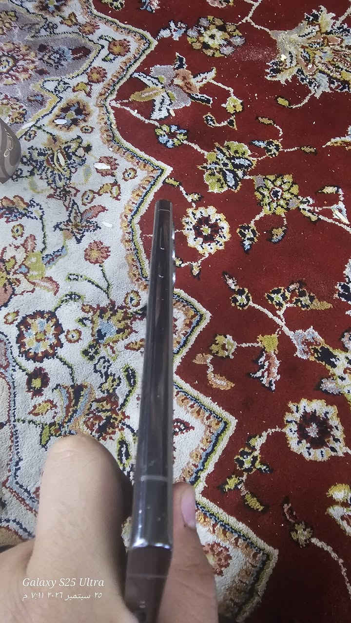 السلام عليكم
سامسونج S23 الترا 
مكفول شرط شركه ولا مفتوح ولا تبديل 
موجود بل النجف نظافه 95 
بدون ملحقات فقط الجهاز 
سعره ب 750 وبيها مجال
الرقم ***********
***********

نص مكتوب في الصور:
- Galaxy S25 Ultra 25 سبتمبر 2026 7:11 م
- Galaxy S25 Ultra
- ٢٥ سبتمبر ٢٠٢٦ ٧:١١ م
- Galaxy S23 Ultra S23 ultra ب Mohammad Ali SM-S918B/DS R5CX31QL3MR +9647854017870 zain IQ 351247577946504 352850377946506 SIM 1 رقم الهاتف الشبكة IMEI 1 SIM المتاحة IMEI 2 معلومات الحالة معلومات قانونية اسم المنتج اسم الطراز الرقم التسلّسلي إعادة تسمية حول الهاتف