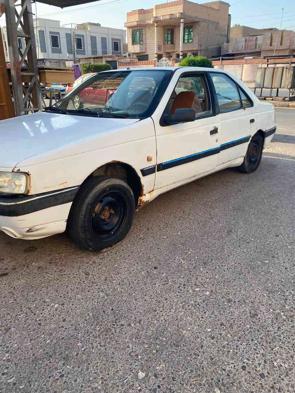 بيجو 405 موديل 10 رقم ذي قار سنوية منتهية مكينة وكير  وحدادية وكهربائيات نعمة من الله تبريد نقص فان  زوج تايرات كدام  كشرة شوف العين مكفوله من ظربه قوية وكلبه وتجية الباقي كدامك   سعرة(20) وبيه مجال للشراي وبيه مجال حك الجيه للاستفسار الاتصال *********** مكاني سماوة

