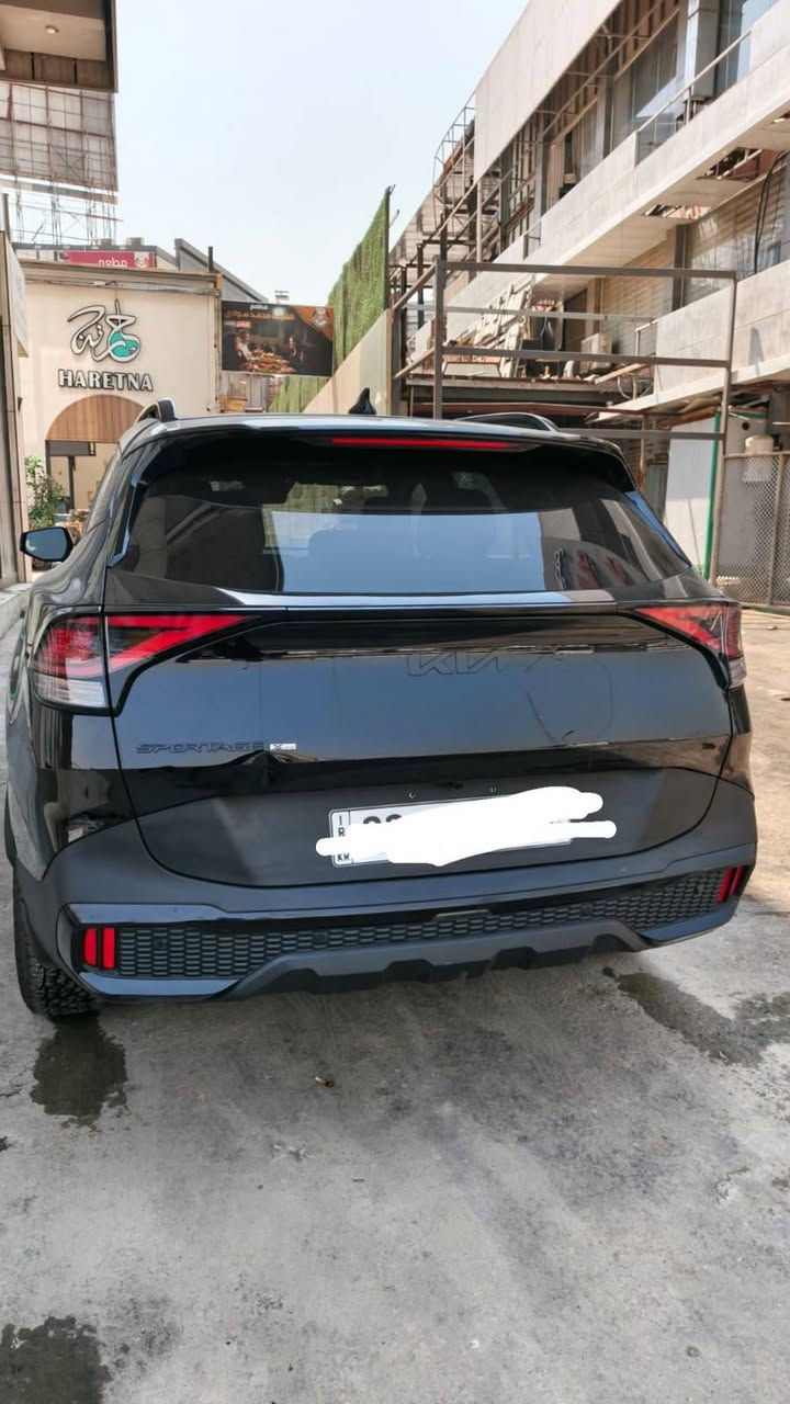 السلام عليكم سبورتج ٢٠٢٥ اكس برو بلاك ادشن مكينة ٢٥٠٠ لون اسود
١- فور ويل

٢- بانوراما

٣- كشنات جلد كهرباء خزن متحرك عند التشغيل

٤- مانع انزلاق 

٥- رادار

٦- حساسات + كاميرا خلفية

٧- صندوق كهرباء

٨- شاحن وايرليس

السيارة ماشية ١٣٠٠٠ كم رقم اربيل بيهة قطعتين صبغ جاملغ وبنيد سعرها 223 ورقة وبيهة مجال مكانها بغداد الاتصال بالرقم ***********
