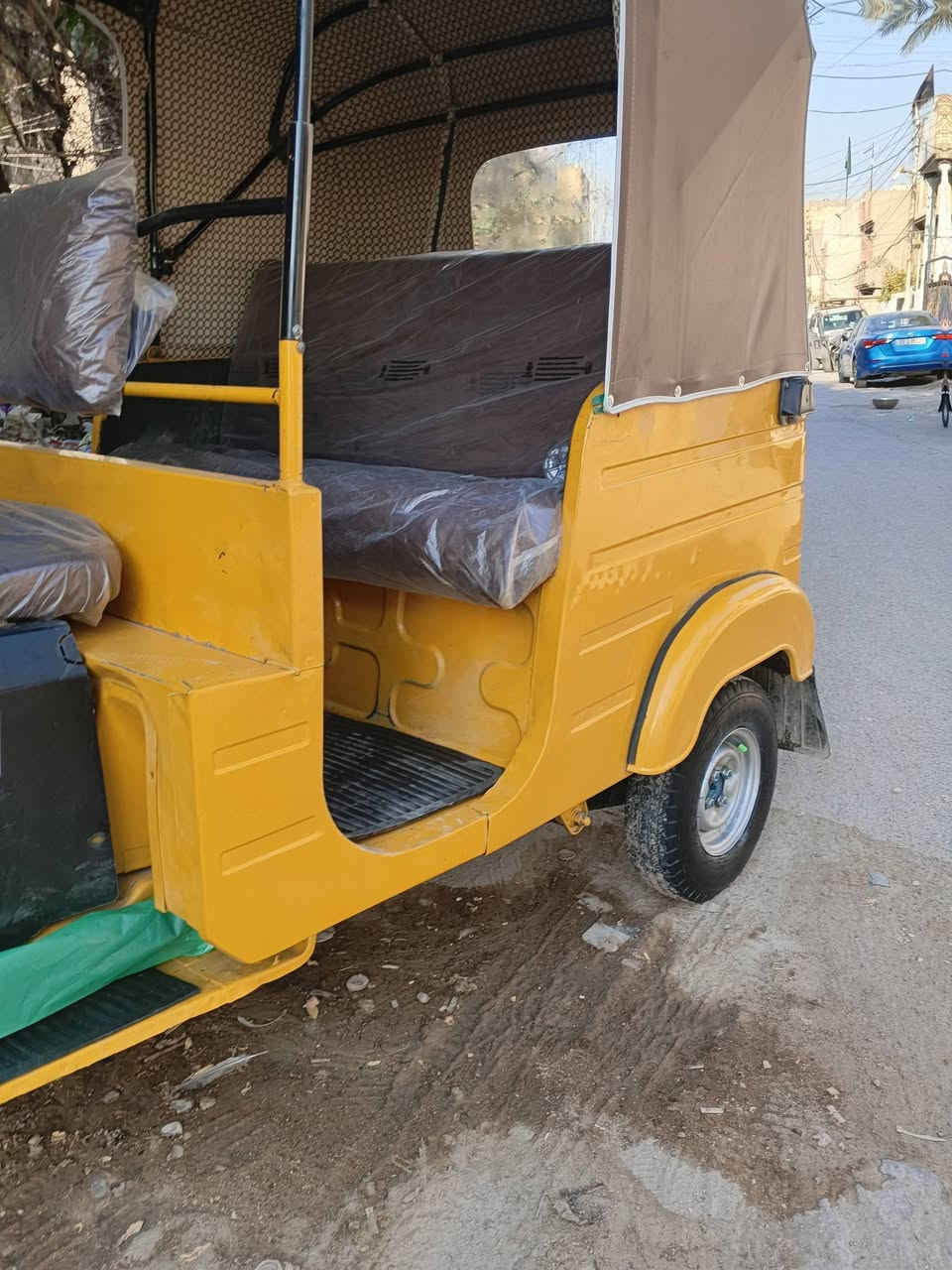 تكتك للبيع موديل ٢٠١٨ شهر ١٢محسوبه عال ١٩ مكفوله كفاله عامه لا ضربه ولا صبغ مكينه بوشه وبستم تحويل ثاني يوم السعر خابر وبالخدمه مكاني الشعب ***********
