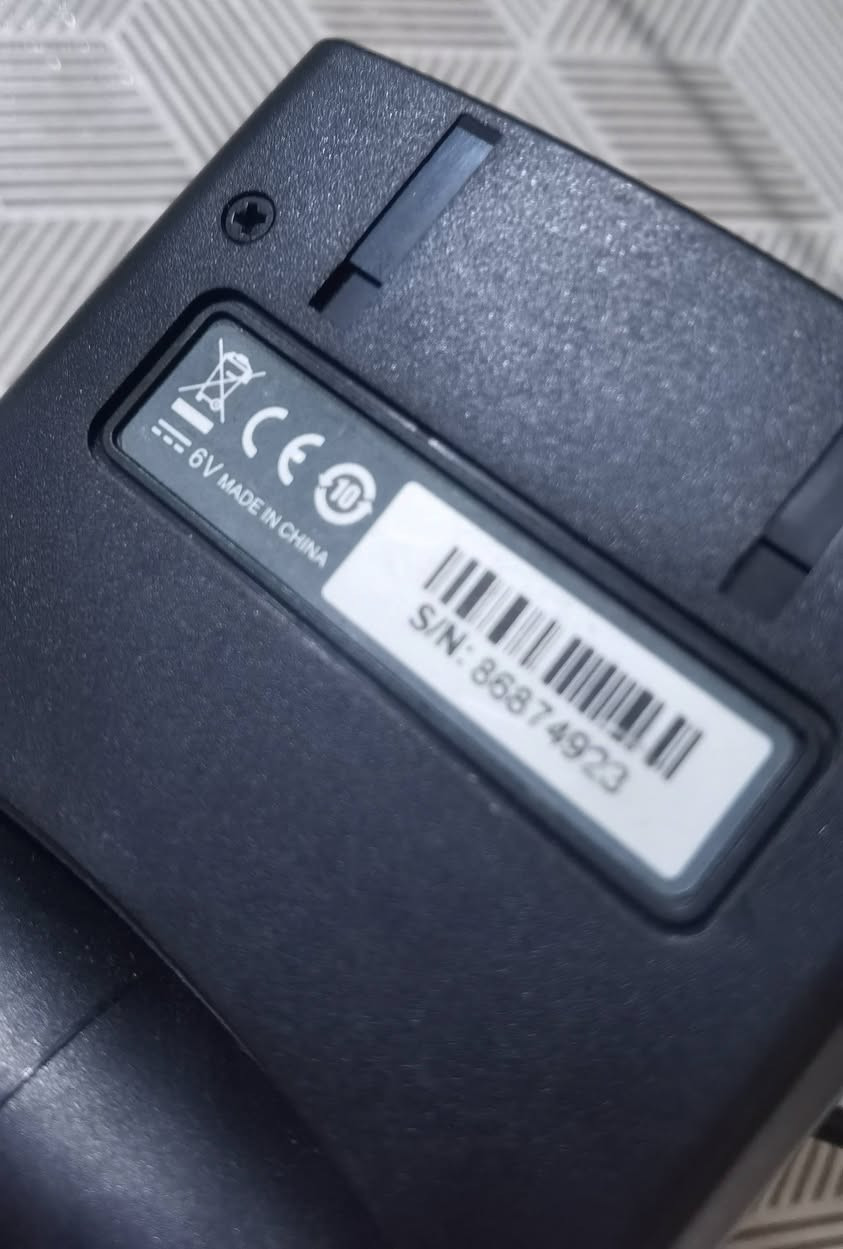 فلاش كانون بدون شاحن
ترايبود  L870
شغال يعني خلص شحن وطفه
اكتب تم ٣٠ الف
مع التوصيل
***********
