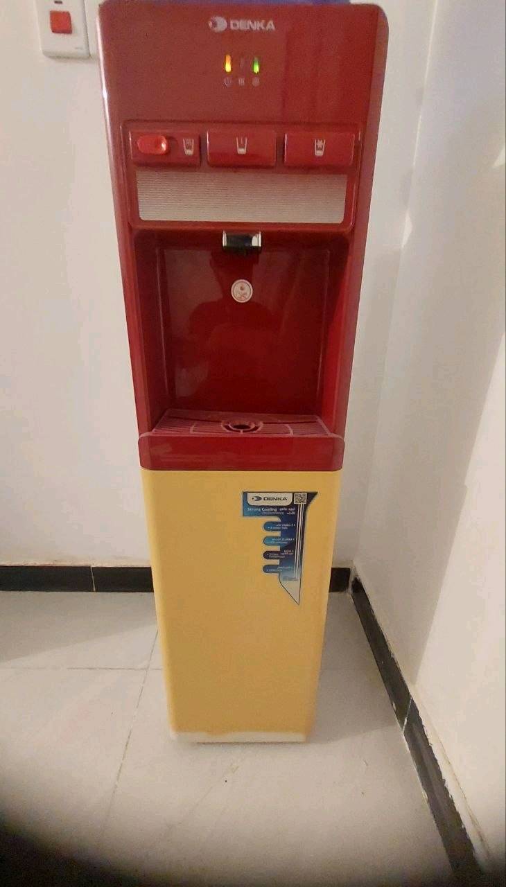 براد ماء دنكا جديد غير مستخدم 
125 ألف 

بغداد الحرية 

واتساب ***********
اتصال ***********