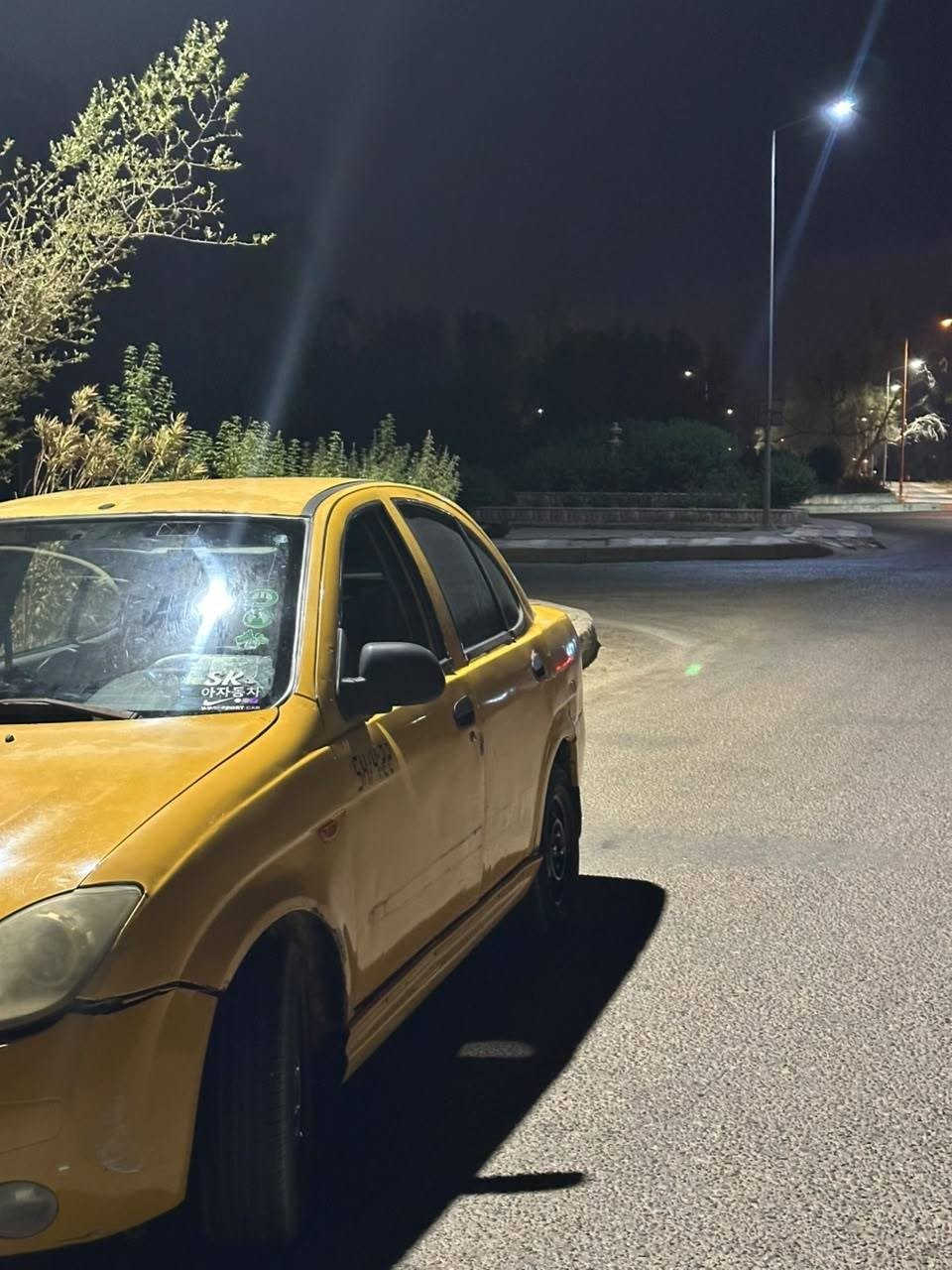 طيبه موديل ٢٠١٦ السياره مكينه كير تبريد كفاله الباقي كوم حديد السياره مصفره غرامات وهيئه السنويه منتهيه ب ٢٠٢١ يحتاج تجدد دواخل نضيفه شواصي نضيفه 
الحداديه ٥٠٪؜ تخم تاير جديد السعر ٢٢ ورقه وبيها مجال للشراي*********** البصرة, العراق
