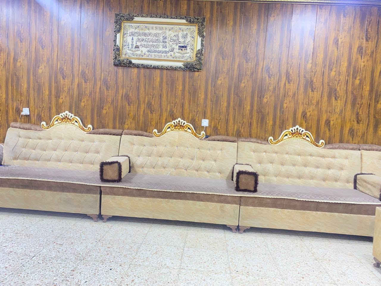 ديوان للبيع اخو الجديد تزكام 15متر عنوان ابو دشير الشهداء الاستفسار ***********
