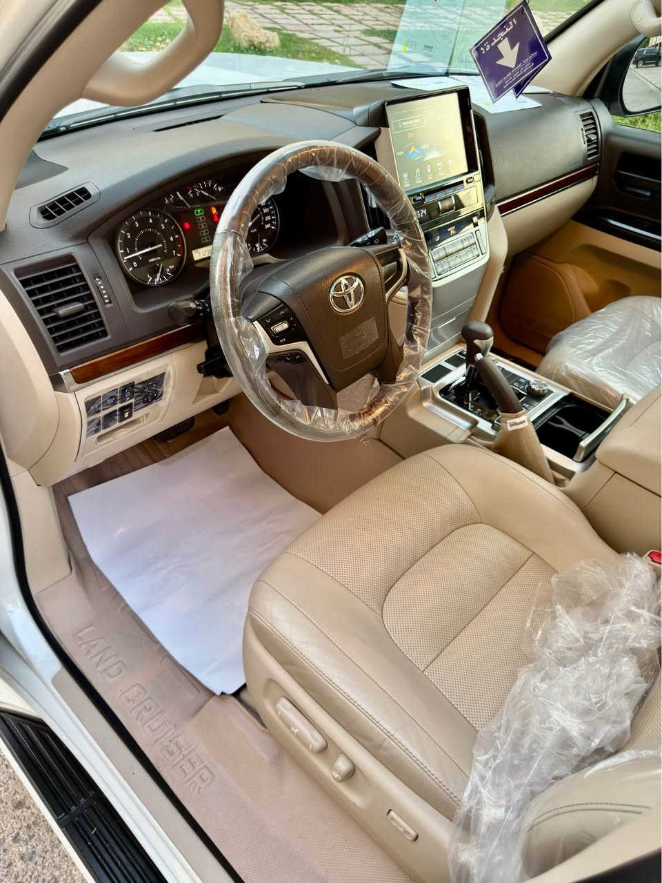 ‏Land cruiser GXR  2018     V8  71,000km‏
Grand turing
لاندكروزر 2018  ساز باب أول وايديشن  بشرط فحس شريكة 
‏‎ملاحظە : الاخوان رجائن بس بیع نقد بدون مراوس📌
أخت زيرو بل كارتون 📦📦
‏‎لاندکروزر 2018  SAS 
‏‎💎محرک 8 سلندر 
‏‎⌛️ماشي 71,000 ألف
‏‎💎 بسمطين  +سماعة بيلادي +فرشات بيلادي مجوود 

‏‎💎 مكفولة كفالة عامة من الدعامية إلى الدعامية
‏‎ 💎 بدون صبخ .بدون بارد  ،بدون رصعات ،بدون حتى شخط
‏‎دعاميات هم بدون صبغ ،رمل مابي ،لحية بدون صبخ ..بقية كلها بشرط

‏‎🧬فول فول مواصفات
‏‎شاشة كبير لمس 5 كاميرا حاسة رادارات
‏‎كاميرات 3 شاشات سيلاد فتحة سقف 
‏‎كشن جلد كشن كاراباي شحن موبایل  8 اريباك تبريد مركزية
‏‎بصمة تشغيل عن بعد باب جاك سلاجة ليد زينون 
‏‎تحكمات ستيرن دبل فوليوم فورويل هوك
‏‎سيارة بها 2 بصمة من شركة جديد جدأ 
‏‎سيـارة عل نظافتها احسبها صفر زيرو

💎 تخم تاير دنلوب الاصلي

‏‎ 💎محرك كير بشرط مامفتوح
‏‎سيارة حيل نظيفة كلشي عل بلاد لوك
‏‎سنوية زنكة كلشي جديد مدفوع لـ2031
‏‎باسمي السنوية بشرط تحويل و خرامة 
‏‎سيارة مابيـها دينار مصرف كامل من كل نواحي

‎‏‎♻️نفسي يوم /تحويل و وكالة حاظر
‏‎📍مكانك /داخل سليماني

‏‎💵 سعر 480$ 
‏‎☎️موبايل/ *********** السليمانية, العراق
