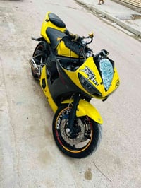 R6 • ٦٠٠ • ٢٠٠٥