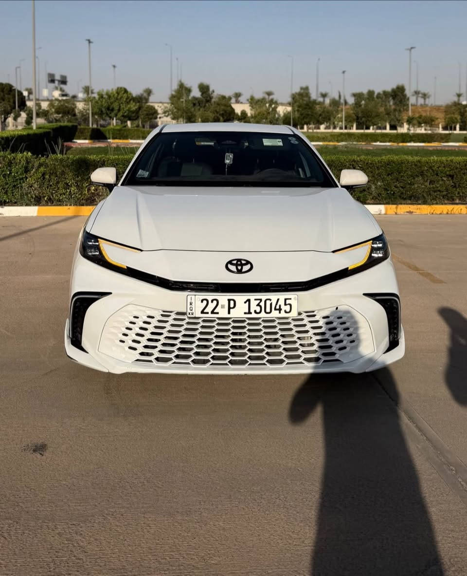 Toyota Camry XSE Hybrid 2025

🇺🇸 وارد أمريكي – Clean Title
✅ كفالة عامة من الصبغ 
فقط pdr اقل الشبر في الجاملغ الايمن 
ايرباك بردة فقط 
📍ماشية 33 ألف مايل فقط
رقم الشاصي: 4T1DAACK8SU010204

المواصفات:

* ♨️ مقاعد أمامية مدفأة (Heated Seats)
* ♨️ ستيرن مدفأ (Heated Steering Wheel)
* ⚡ محرك 2.5 لتر هايبرد اقتصادي
* 🛞 جنوط رياضية قياس 19 إنج
* 💡 مصابيح LED أمامية وخلفية
* 🔄 إشارات LED بالمرايا
* 🔑 تشغيل عن بُعد (Remote Start)
* 📱 شاشة عدادات رقمية
* 🖥️ شاشة وسطية كبيرة
* 📲 Apple CarPlay & Android Auto لاسلكي
* 🔋 شاحن لاسلكي
* 📷 كاميرا خلفية
* 🚗 مثبت سرعة راداري
* 🛣️ نظام المحافظة على المسار
* 🛑 نظام التحذير من الاصطدام مع الكبح التلقائي
* 🚘 مراقبة النقطة العمياء
* ❄️ مكيف أوتوماتيك مزدوج
* 🪑 مقاعد جلد بتصميم رياضي
* 🎛️ مقود متعدد الوظائف
* ⚙️ أوضاع قيادة متعددة (Eco / Normal / Sport)
معلومات السيارة:
📍 رقم أربيل – تحويل مباشر
📍 موقع السيارة: أربيل
السعر: 280 وبيها مجال قليل جدا 

📞 للاستفسار: ***********
📞 للاستفسار:***********
