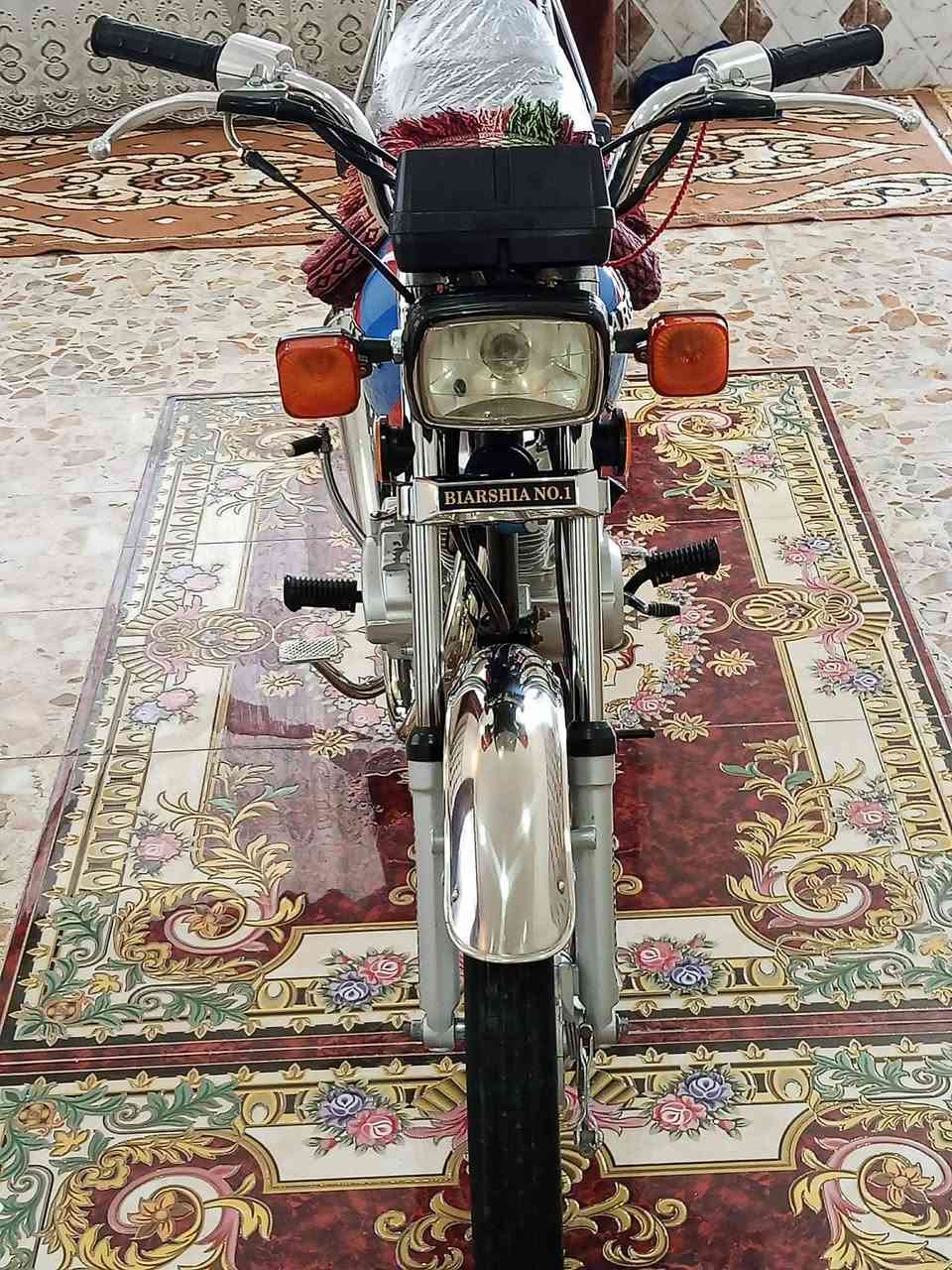 دراجه ارشه للبيع نضافههه فول السعر 575 وبيهه مجال رقمي ***********

