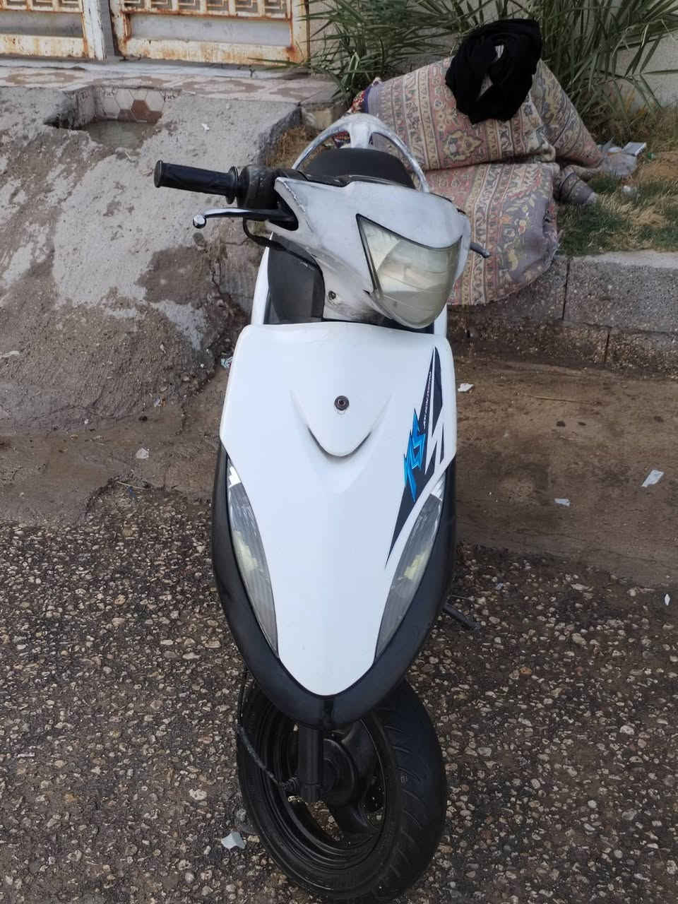 سلام عليكم دراجه ماكس عدله البيع دراجه نضيفه مكينه ما مفتوحه كهربايات ما تشتغل عوزه كتف شاير مكينه 49سعر 350قفل مكاني كربلاء فريحه شراي خاص ***********
