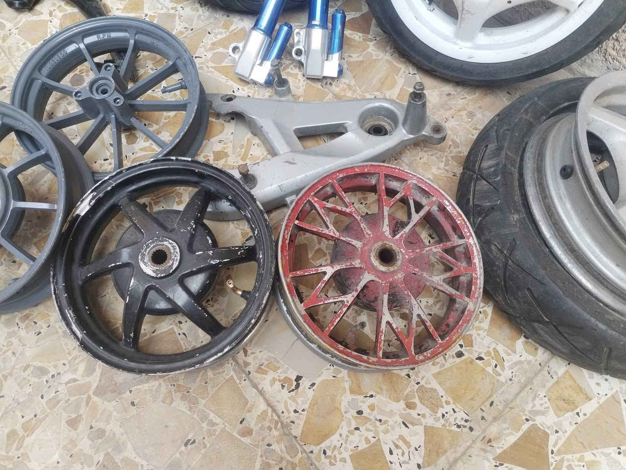 سلام عليكم غراض البيع كلمن وسعره تصال ستفسار *********** مكان كربلاء
