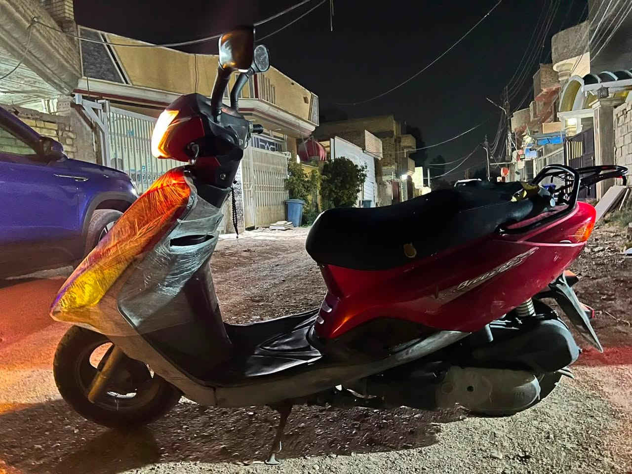 السلام عليكم دراجه للبيع فول مواصفات أي نقص مابيه كله شغال دراجه رمبه برغي ما مفتوح
السعر ٩٠٠          بس الشراي يتصل ***********
