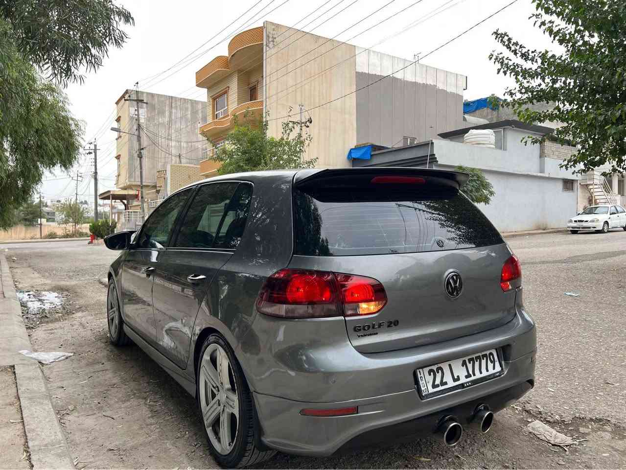 غولف • ٢٠١٠ • ٣٢٠٠٠٠ كم