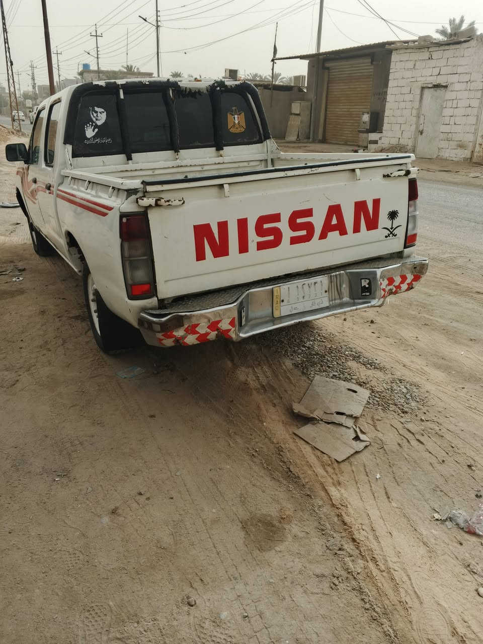 سلام عليكم للبيع بيكب نيسان شبوط موديل ٢٠٠٠ رقم ذيقار سعر ٥٠ ورقا عنوان بصره ابو الخصيب تليفون ***********
