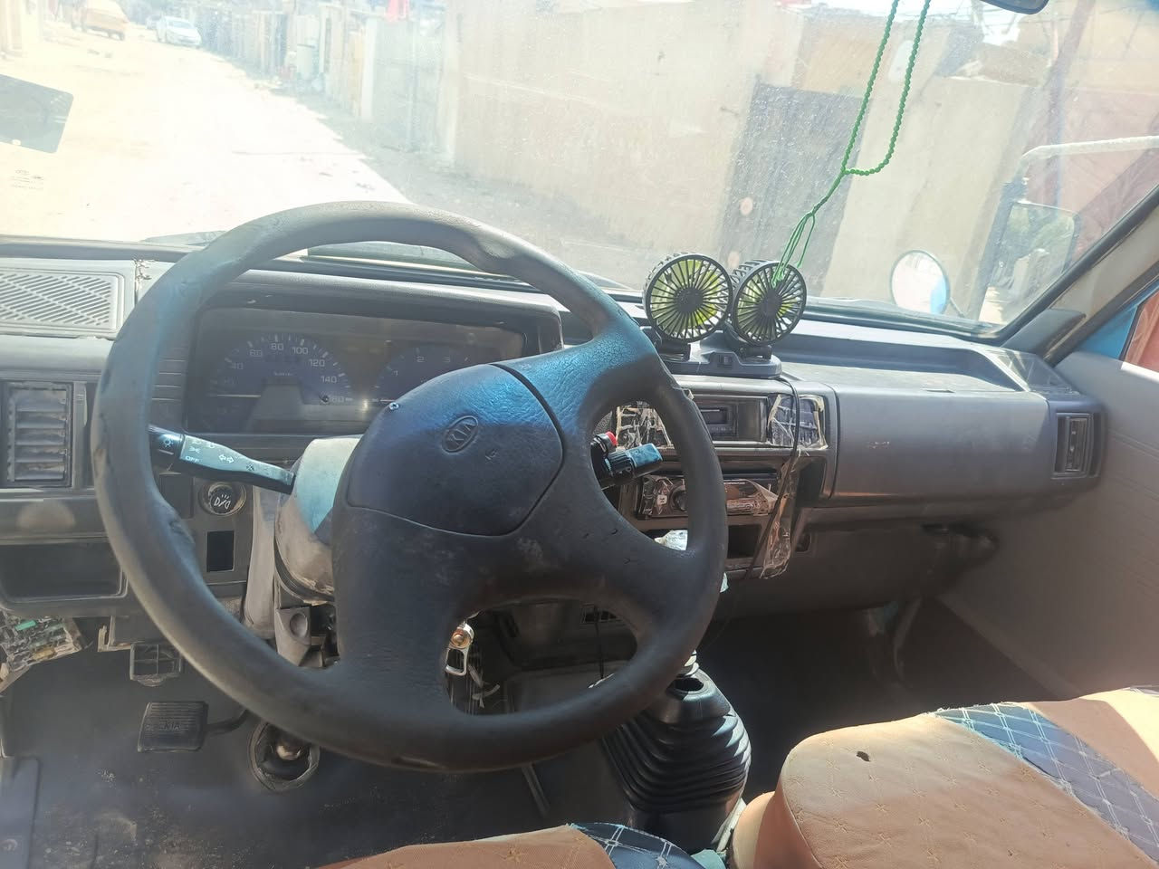 السلام عليكم 
سياره بنكو موديل 96 بسمي رقم نكليزي صار شهر من دخلت هزه سنويه الئ 2031 مداور ثاني يوم 
لسياره كفاله شاصي رقم صاصي  جدا واضح مكينه جديده كير خير من الله كهربائيات شغاله كلهه تخم تاير حداديه لسياره كفاله بلادي مكاني كربلاء حي لعامل لسعر 65 بيه مجال. ***********
