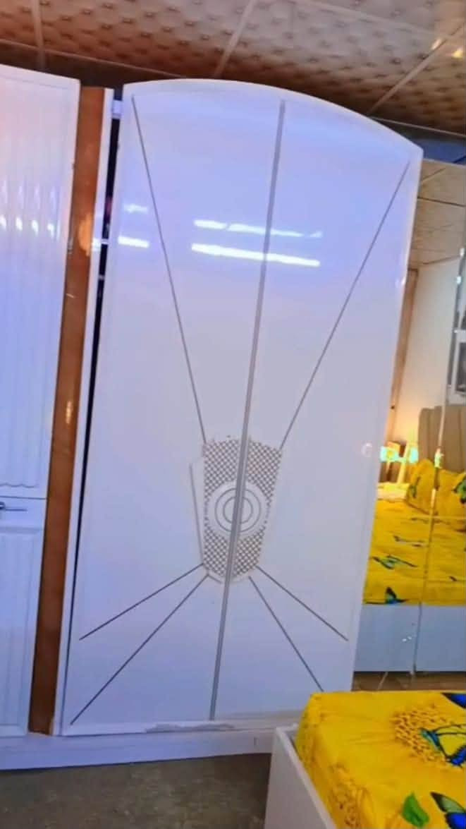 غرفه نوم تركيا 9قطع ثكيله نضيفه جدا سعر 450الف قفل عنوان بغداد البياع رقم بي وتساب فقط ***********
