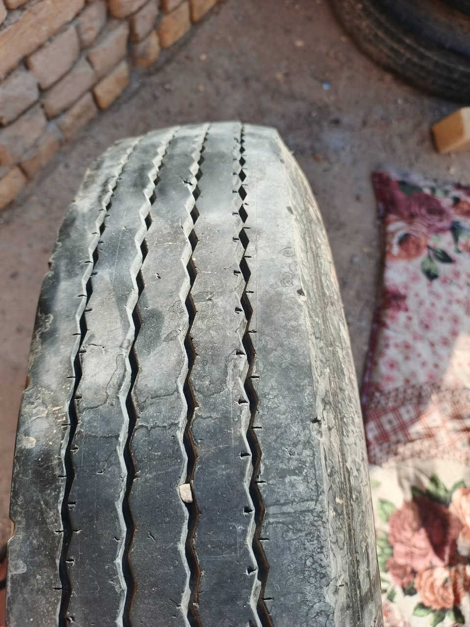 السلام عليكم تواير وياله للبيع مال كنتر
مكان ناصرية                                                ‏‪***********‬‏
