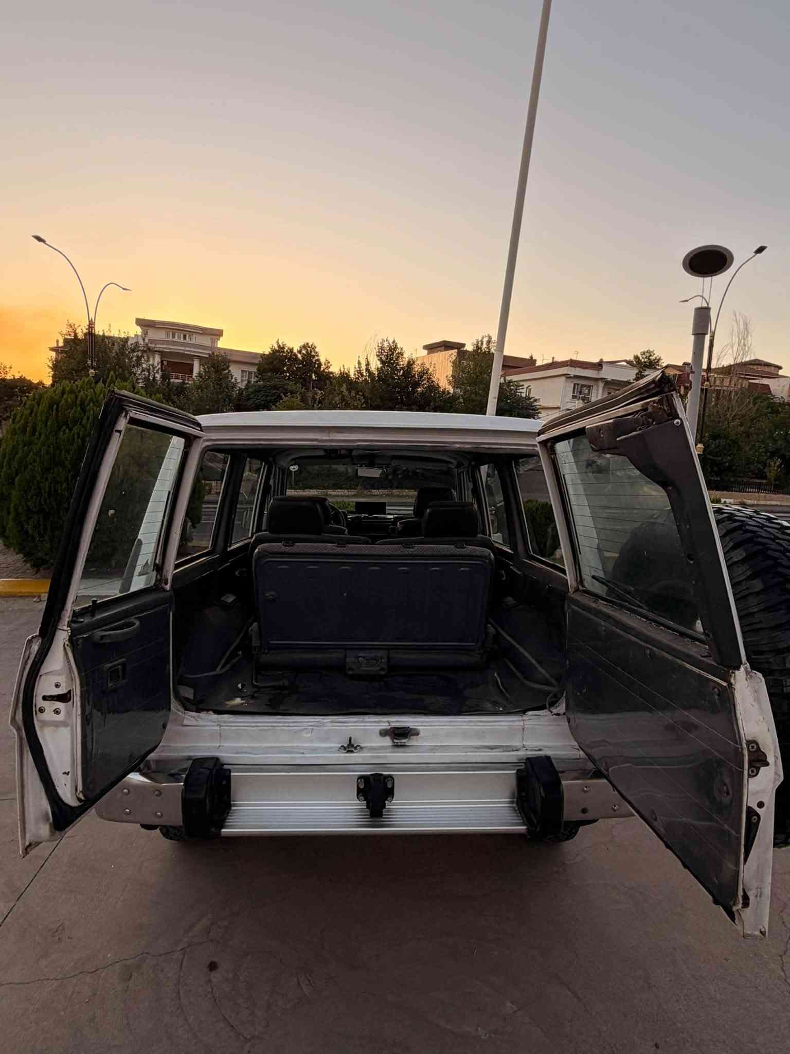 نیسان پاترول گاز ١٩٩٧
سیارە مکینە گاز بلادی سبغ عام لجمالیە رقم اصولی ب اسمی 
سنویە جدیدە حتی ٢٠٣١
حدادیە کل جدید بلادی
تبرید شغال گیر محرک بشرط
اکسل خلفی قفل بالادی
اکسل امامی چاکنیت
دبلات مارکە آصلی
کامل کامل سیرف دیسکات سویل افلنجو کلاج  کهرباهئ کل بشرط

مکان اربیل

سعر ٩٢$

***********
