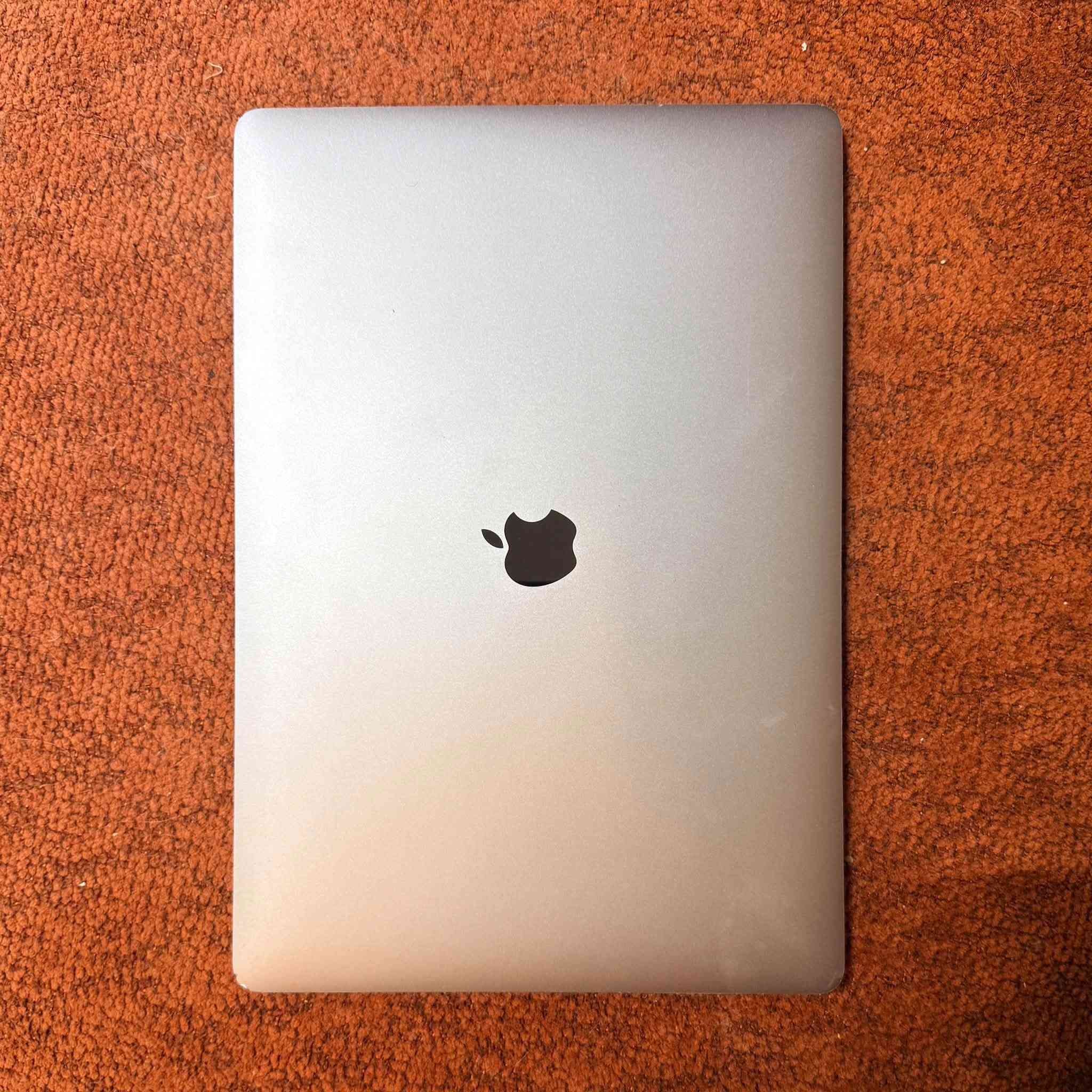 MacBook Pro 2019
Display 16"
Core i7 9750H
Ram 16 GB
SSD 512 GB
GPU 4 GB
الملحقات شاحنة فقط

السعر 650 الف
يتوفر توصيل
***********
