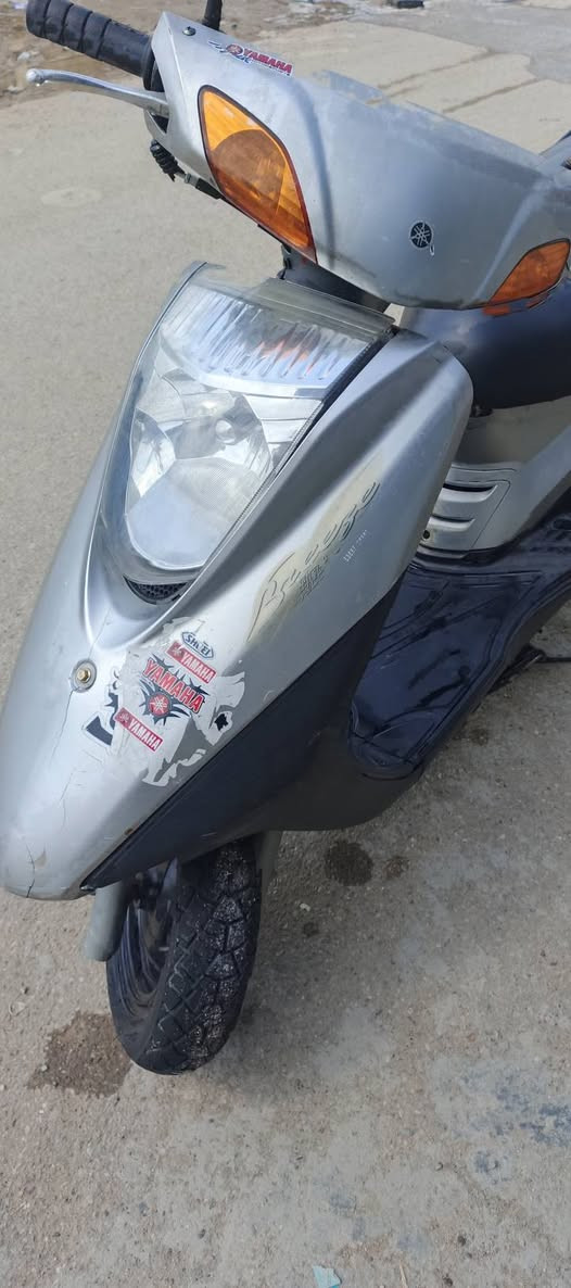 سلام عليكم درجة بريز دراجه كلهه بلاديه ختم واحد دراجه مفتوحه فقط مبل الولفات قبل ١٥ يوم من فتحتها كهربائيات كله شغال  مابيهه اي نقص  العنوان بغداد  تصال ***********
