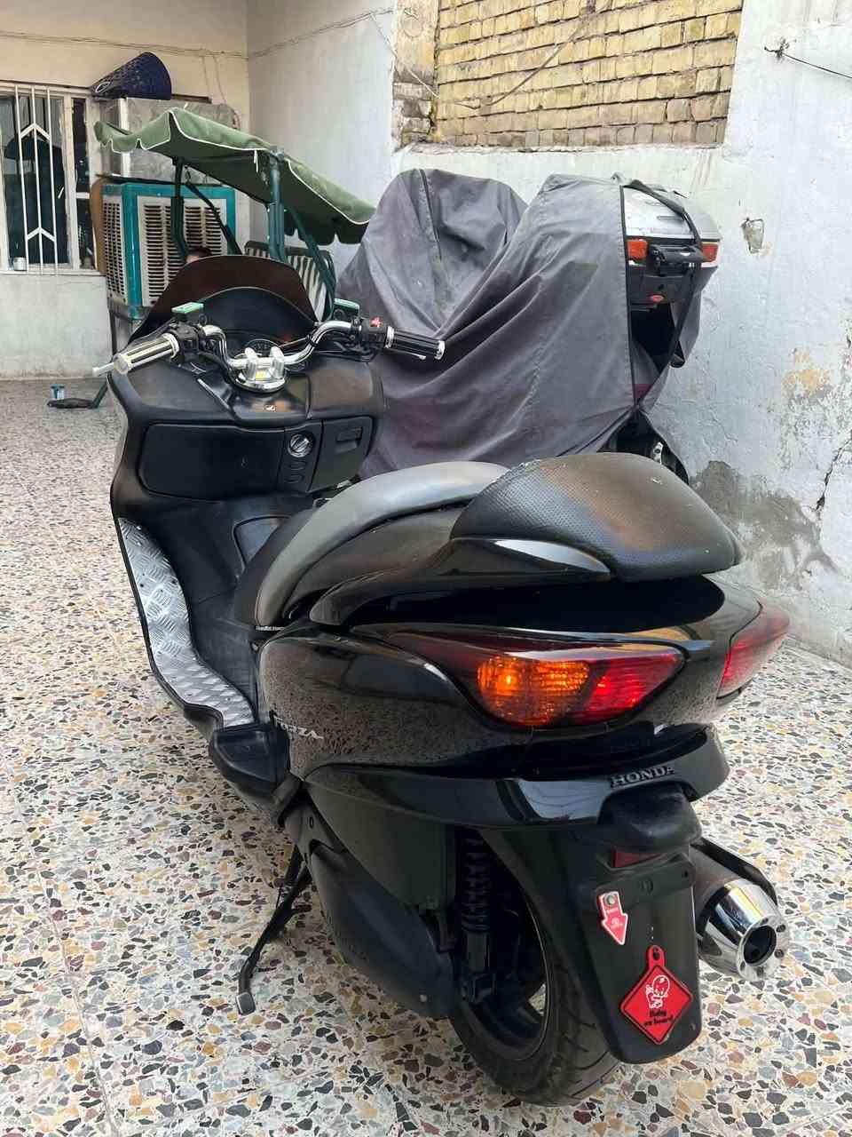فورزا بصمه صفر ثمانيه البيع عميه بلادي دراجة كامله مابيه اي نقص كهربائيات كله شغاله لايت زنون مكان بغداد مدينه الصدر سعر (مليون و١٠٠) 
***********
