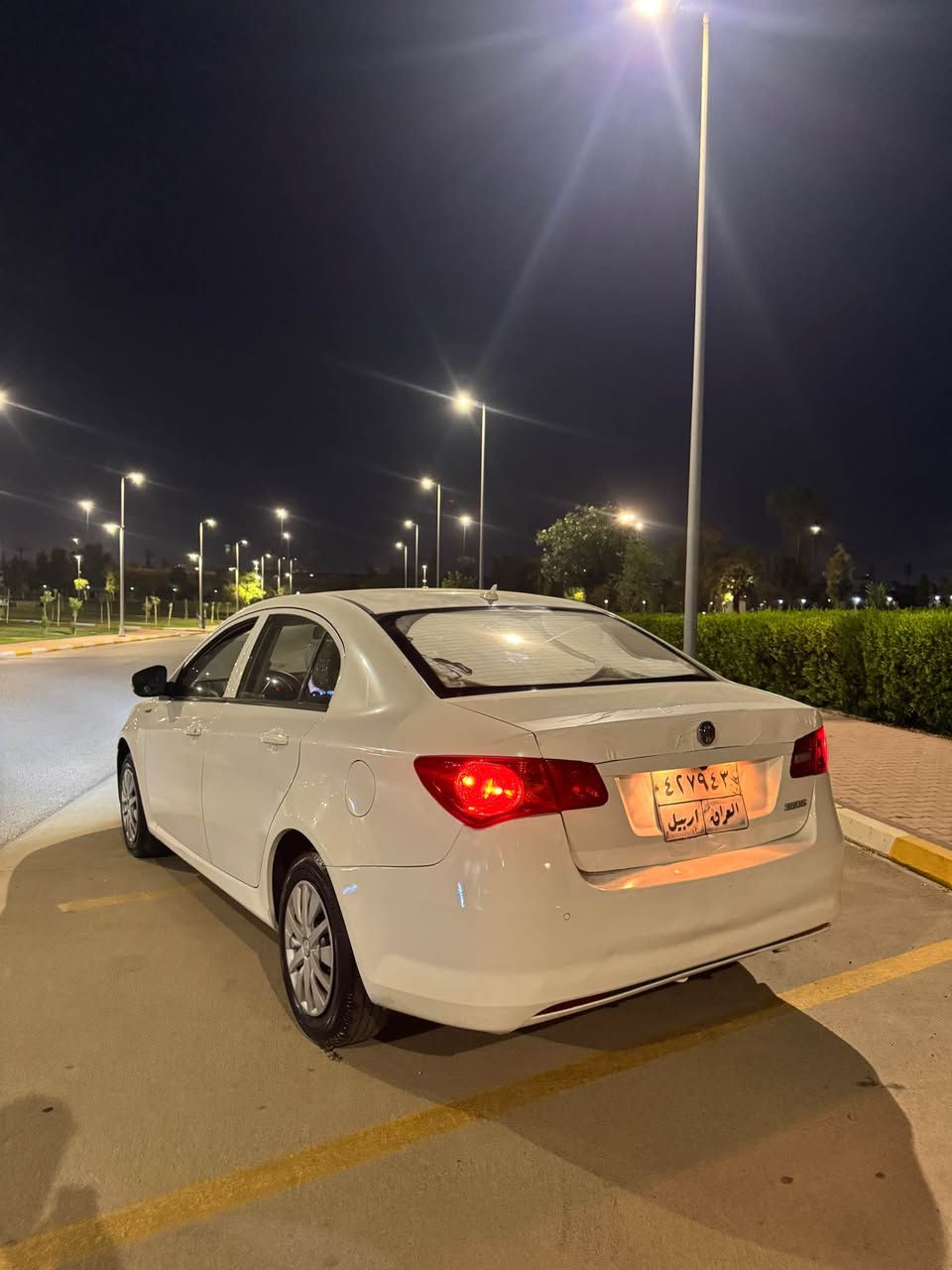 MG350     2015 شاشە ئایپاد تةبريد لةگةل سويج پێش پشت کە پس سیارە کی بی مە سروف غە رامە ی ٩ وەرەقە لە سە ره دوای مە عا مە لە دە دریتەوە 
سيارةكة تازة فةحسوو هةزةي لو كراية كاميرة حساس گير توماتيك -حادي جام كارةبا مةكينة مرغوب  سبوغ ٣ پارجةي و نيوي سبوخة بي   داخيلي پيشو بشتي كةپسة بۆ پەیوەندی *********** أربيل, العراق
