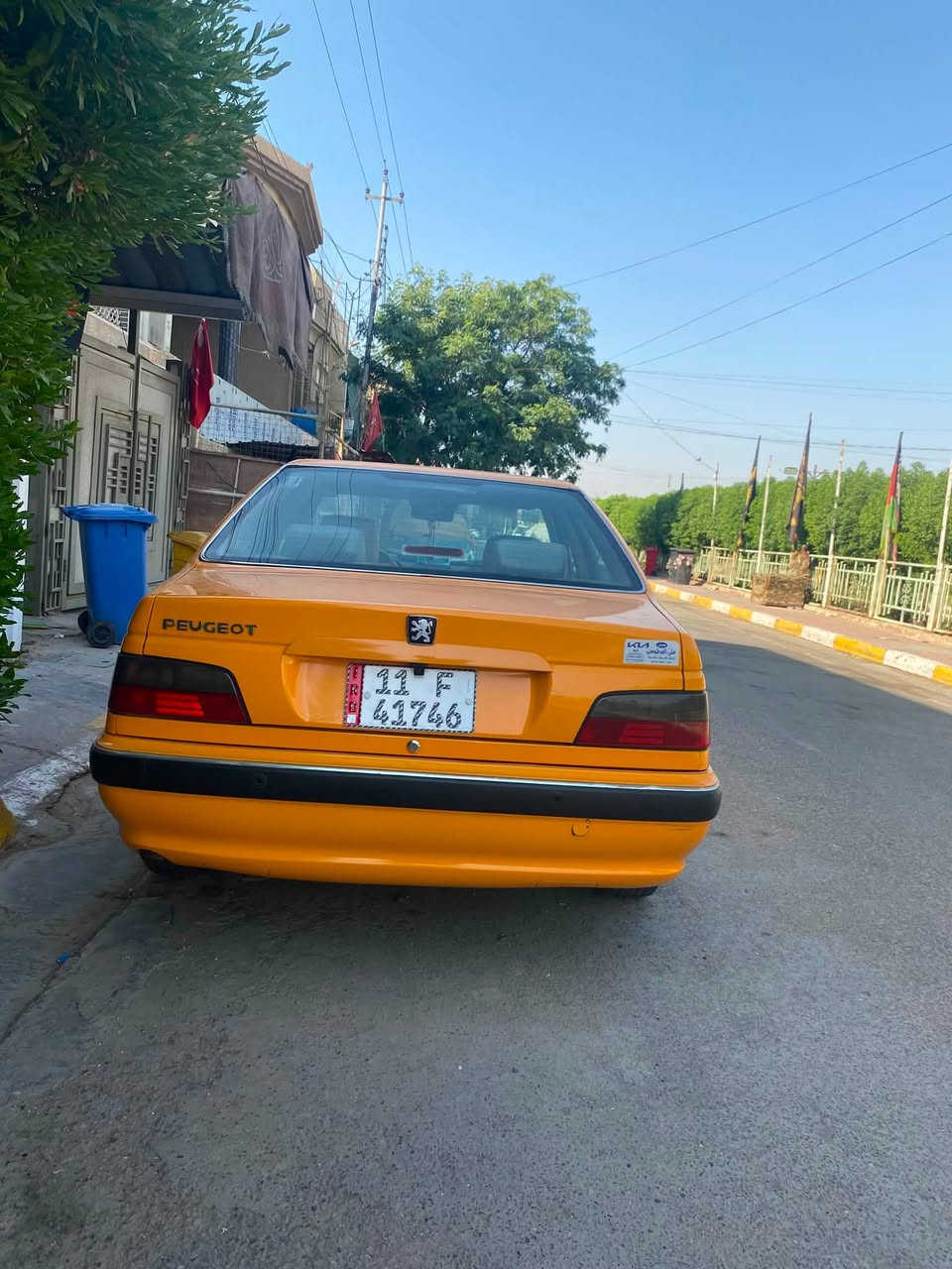 سلا عليكم بيجو بارص موديل 2023
صفره كير محرك تبريد خير من الله 
ماشيه 61 
صدر جديد شواصي كفاله 
امدوشمه جديد ورضيه جلد كله نضيف لن 
استعمال شخصي وليس تكسي يعني بس بلباب طابكه تحكمات استيرن شاشه جبيره كامره 
بيها بس حالوب بنيد وقماره وصندوك باقي كله كفاله السياره بسمنه وين ميعجبك حول كله امصفر 
مكاني بغداد الرصافه حى اور 
رقم تلفون ***********
السعر 70 وبيها مجال حك الجيه
