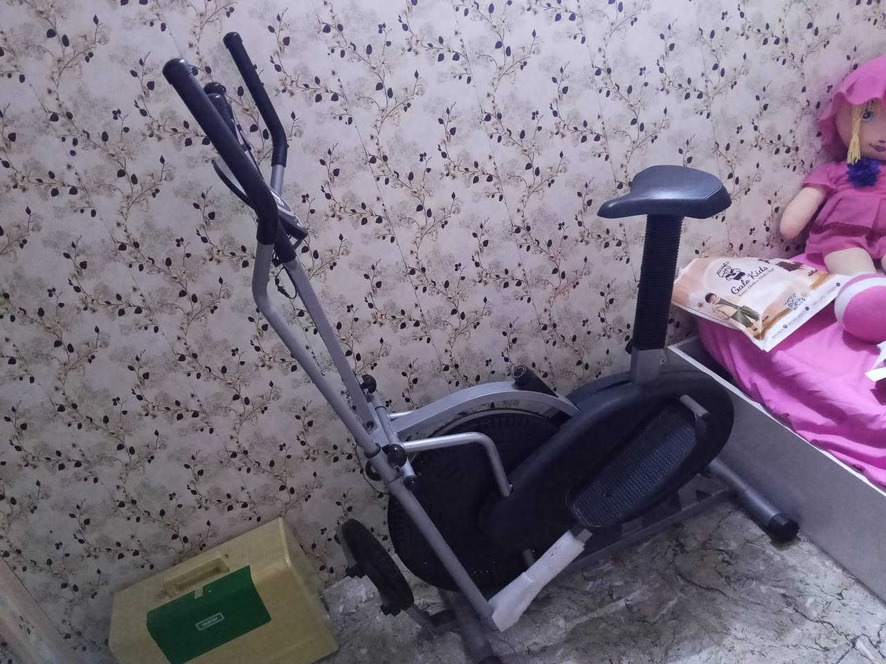 غراض بيت جديده الله يشهد
دوشك ب35 
مجرات 50
شجره كرسمس ارتفاع مترتين 35
مبرده الحجم الكبير 100 تشغيل مرتين فقط
جهاز رياضة جديد غير مستخدم 125 الف

