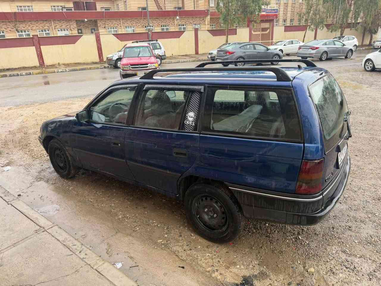 استره • ١٩٩٣ • محرك ١٫٦