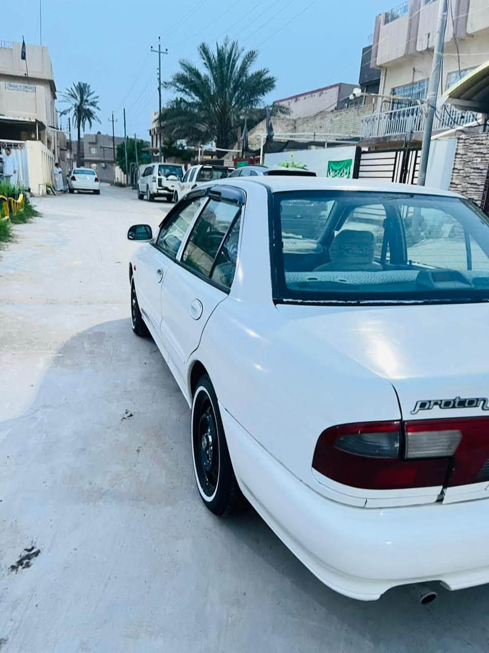 ابرتون 2002كير عادي نضيفه مال بيت سعر 46وبيها مجال بسيط  كلشي شغال بيها تبريد فول سياره حلوه مكان بابل مسيب متواجد واتساب مكلف بلنشر رقم بغداد هذا رقمي ***********
