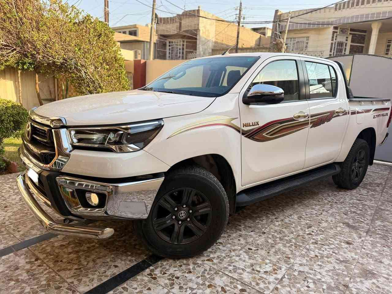 هايلوكس GLX • ٢٠٢٤ • تحويل مباشر