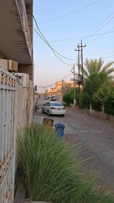 بس 135 مليون وبي مجال دار للبيع ركن مكان مميز تكريت حي الجمعية
مقابل حديقه قرب اسواق ريحانه 

واجهة البيت 10 متر ونزال 13  الدار يحتوي على 
اربع غرف نوم مع سبالت وكاونتر فصال 

للأستفسار اكثر الاتصال 

رقم الهاتف ***********
