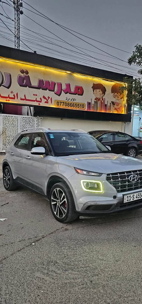 هونداي فينو 2020 للبيع
السيارة فول مواصفات ماعدا فتحة 
رقم بغداد جديد بسمي
بصمة شاشة كبيرة تحكمات ستيرن كامرة دوارة مانع انزلاق تحديد مسارات تدفئة ستيرن تدفئة كشنات نظام sport تشغيل عن بعد ويل كب سبورت مكينة 1600 دوش 
ماشية 39 الف 
السيارة مكفولة بدون صبغ 
بيها فقط اماكن بارد صور السونار منشوره 
مكاني بغداد الشعب 
السعر 110
***********
