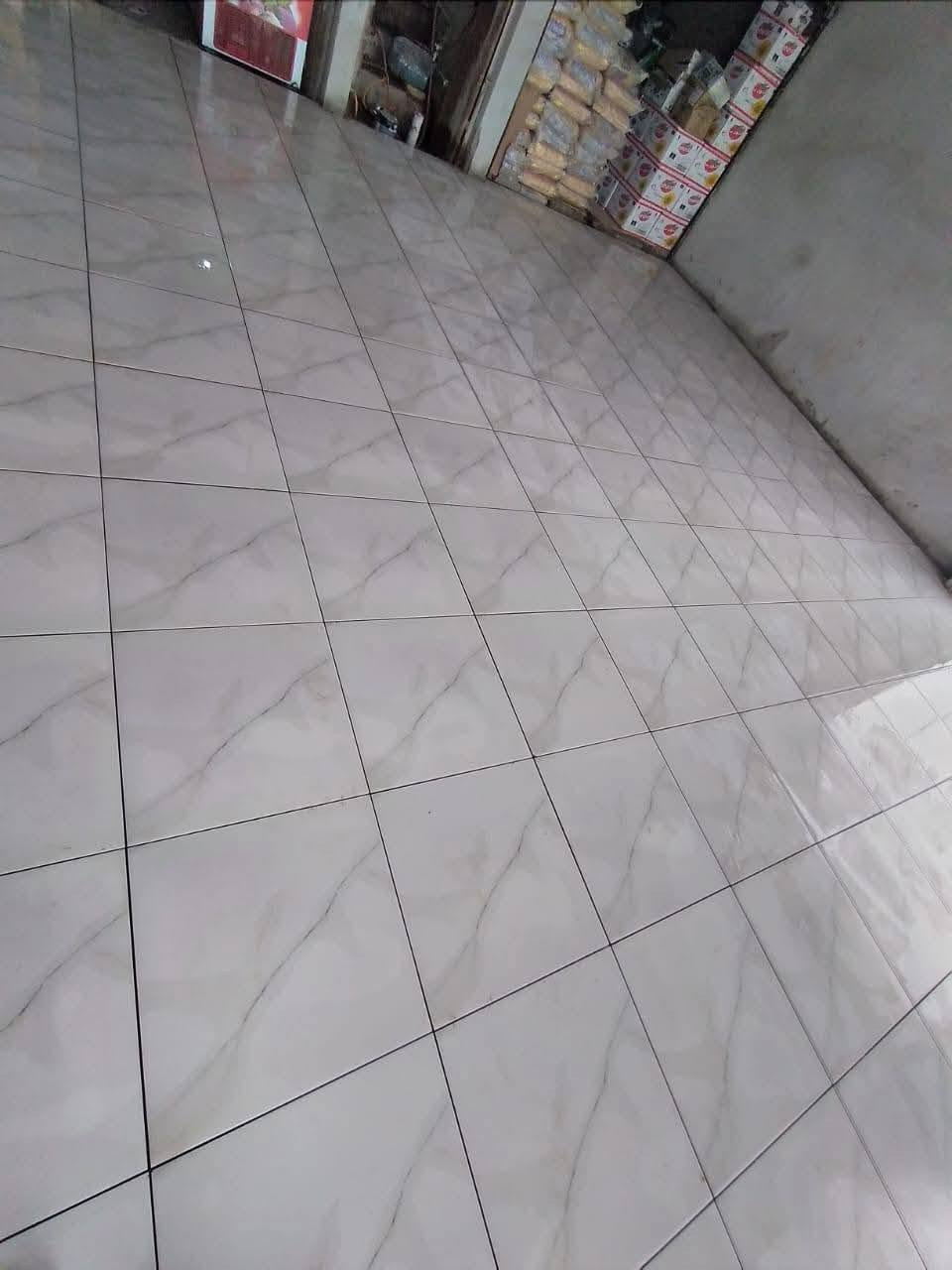 كادر عراقي ابن بلدك وشرط شغل درجه اولى وستلام مهندسين ركز مو مهندس مهندسين شكم خلفه تريد 123456موجودين تطبيك كافة السيراميك وأرضيات الكاشي والمرمر  والبورسلين والدرج وأعمال  الترميم وعمل لوح البورسلين شغل درجه اولى كادر  مكان العمل محافظات   واتساب مفتوح ***********
جدران ب8
الارضيه 7
شرط استلام مهندس وبيك خير وتدلل

نص مكتوب في الصور:
- AI QUAD CAMERA REDMI NOTE 9S احمدعيدالشاعر