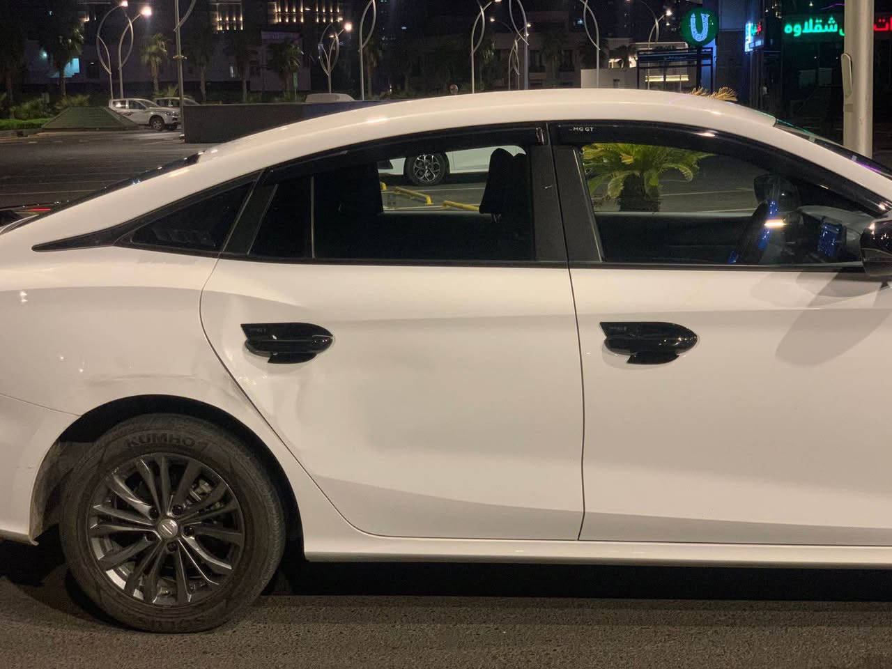 MG GT 2025 
بۆ فرۆشتن نیو مواسەفات سەیارەکە نمونەیە لە جوانی شاشەی بەرمەجە کراوە  سەیارەکە ٤٠ هەزار رۆشتیە  دەعامی لای سەکن ٢ پەنجە ( پی دی ئاڕ ) لەگەل ئەو دەرگایەی سەنەوی و هەموو شتێکی تازەیە بەناو کردنیش بە شەرتە 

113 کەمەک مەجالی برایانە 💙

*********** أربيل, العراق
