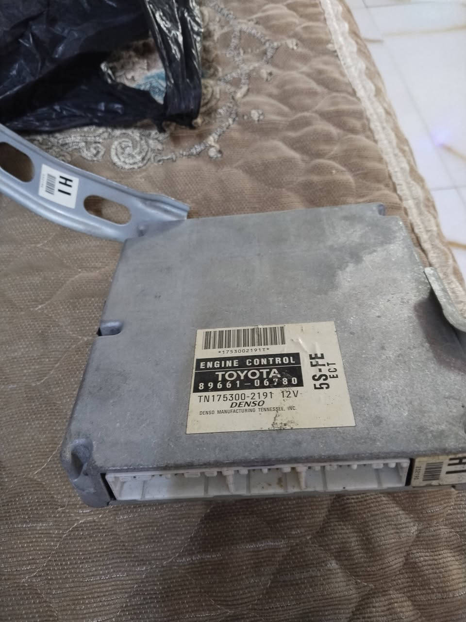 السلام عليكم غراض للبيع ضفيرة مال جنبي عالي داخلية هورن بوش باور مال هايكر شاشة مال جنبي عالي لبة اسويج كاملة هية والرمونت عقل مال جمرة جديد كلمن وسعرة واليريدهن كلهن بي خير ويدلل مكاني بالحلة هذا رقمي ***********

