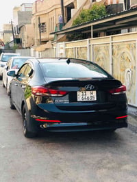 النترا ٢٠١٧ صبغ بنيد فقط بدون دواخل نهائيا  السعر شدة و بيها مجال  حاد...