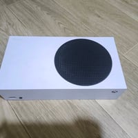 اكس بوكس سيريس اس • موديل ٢٠٢٤ • نظيف ٩٨٪