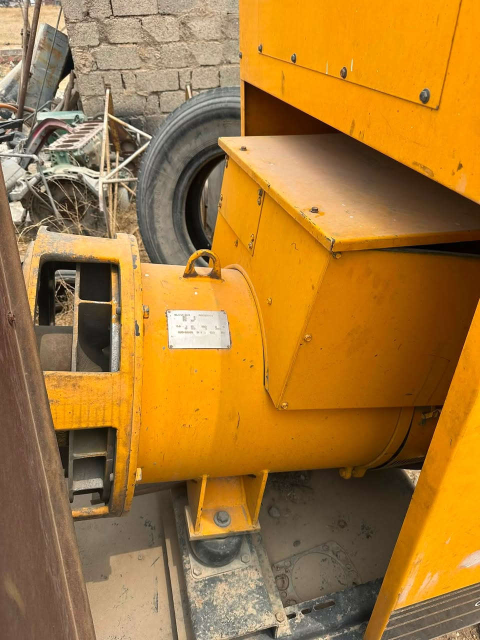 للبيع توليد انگليزي 250kavبشرط ماملعوب بي داير ٥١
عنوان كركوك حي صناعه 
📞***********
