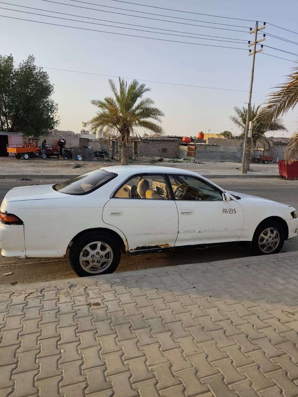 السلام عليكم 
مارك نفخ للبيع سنويه لل ٢٧ تحويل مباشر باسمي مكينه ونجي كير جديدحداديه مشط جديدالسياره شوف العين غرامات ماعليها سعرها ٢٥ ورقه بيها مجال لشراي علما ان السياره نقل جثه
 للاستفسار *********** مامتواجد عل نت
