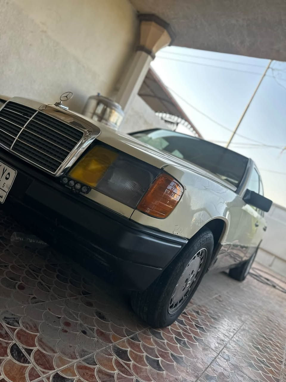 مرسيدس بنز مويل 90 نوع230 كير مكينه بطة نضافة 70‎%‎ كهربائيات كلهة شغالة سيارة خير من الله للبيع سعر40وبيهة مجال تواصل خاص او اتصل ع رقم *********** وبي واتس
