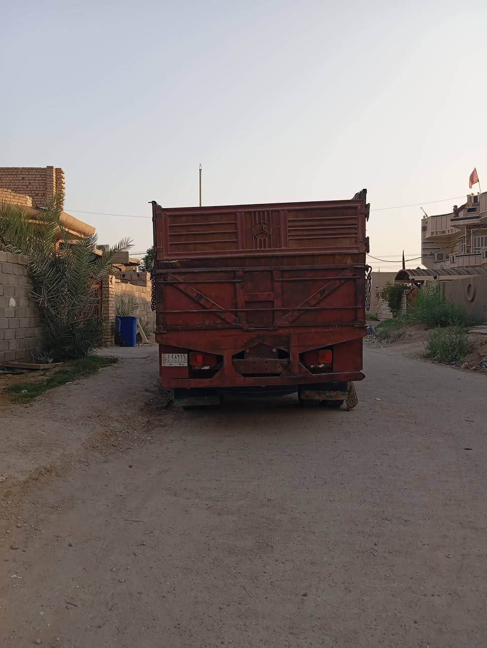 سلام عليكم هينو البيع موديل 82 واسط قضاء زبيديه ***********
