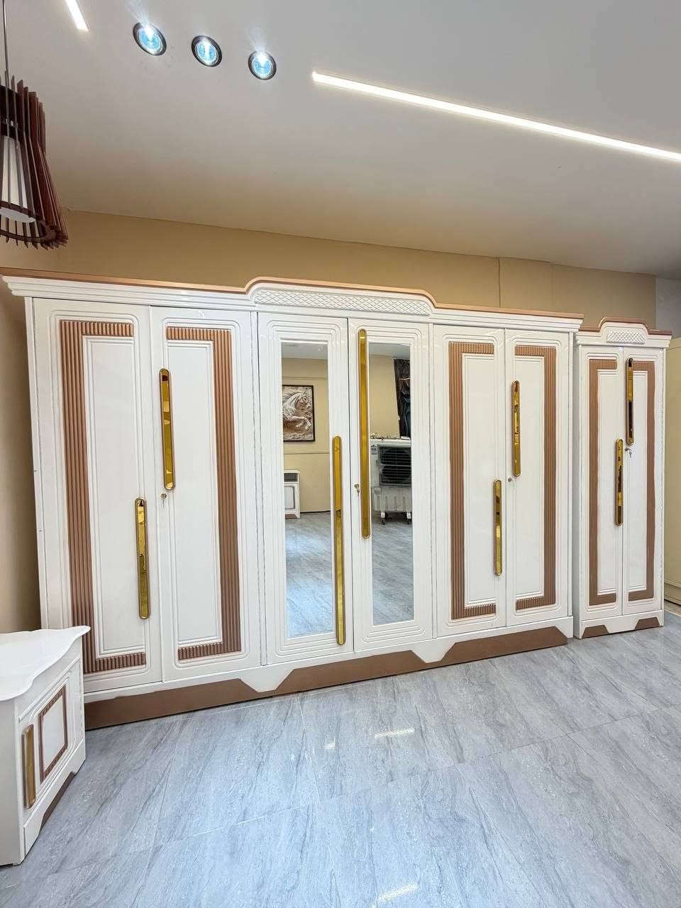 عرض خاص  خلال اسبوع فقط
السعر // مليون فقط 😍

🔅تفاصيل الغرفة المرمري  ....
توفر بلون اخر هذا الجديد. 
 والسابق منشور ايضا النقشة رصاصي تكون. 

 خارج ٤ملم ام دي اف 🔺
وداخل معاكس ٣ملم 
صبغ حراري  درجة اولى 

عدد القطع  ٧ قطع 😍
🔺1 //جرباية  قياس  ١٦٠ × ٢٠٠ 
🔺//ميز جانبي ايسر قياس ٥٠
🔺2// وميز  جانبي  قياس ٥٠
🔺3// زاوية ارتفاع مترين عرض ٨٠
🔺4// وميز بلازمه  
🔺5//وميز مراية ارتفاع مترين عرض ١٢٠
🔺6// وكنتور ٦ باب  ارتفاع مترين و١٥ طول ٣ متر و١٥

القطعه الثامنة حسب الطلب شازلون
سعرها ٥٠ الف ❤️

(توصيل مجاني مركز بغداد )
التوصيل يشمل الشد مجاني 🔥
(اطراف ٥٠)
باقي المحافضات حسب البعد
شازلون سعرها ٥٠ الف
شازلون مخزنه 
هاذه رقم ***********
