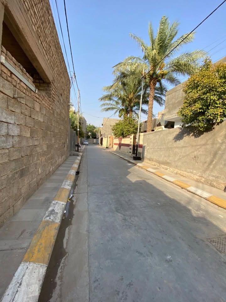 دار للبيع الفلوجه حي رساله شارع مصرف بغداد
فـرع 6 متر
المساحه 250
طابو صرف بأسم شخص واحد
طابقين 4 غرف نوم
الواجهه 14
النزال 18
السعر 100 بيع متوازي
للأستفسار *********** واتساب او اتصال
