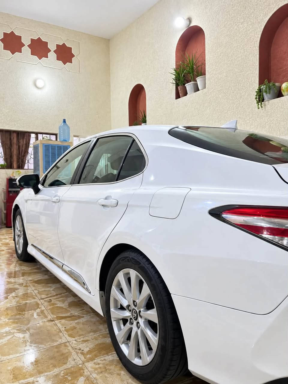 كامري موديل 2019 مواصفات Ie
السعر ب 145
لون ابيض رقم بغداد تحويل ثاني يوم سيارة اي نقص مابيه صدر جديد بي ضمان 6 اشهر 
ضرر امامي سونر  موجود
مكاني سامراء  
***********
