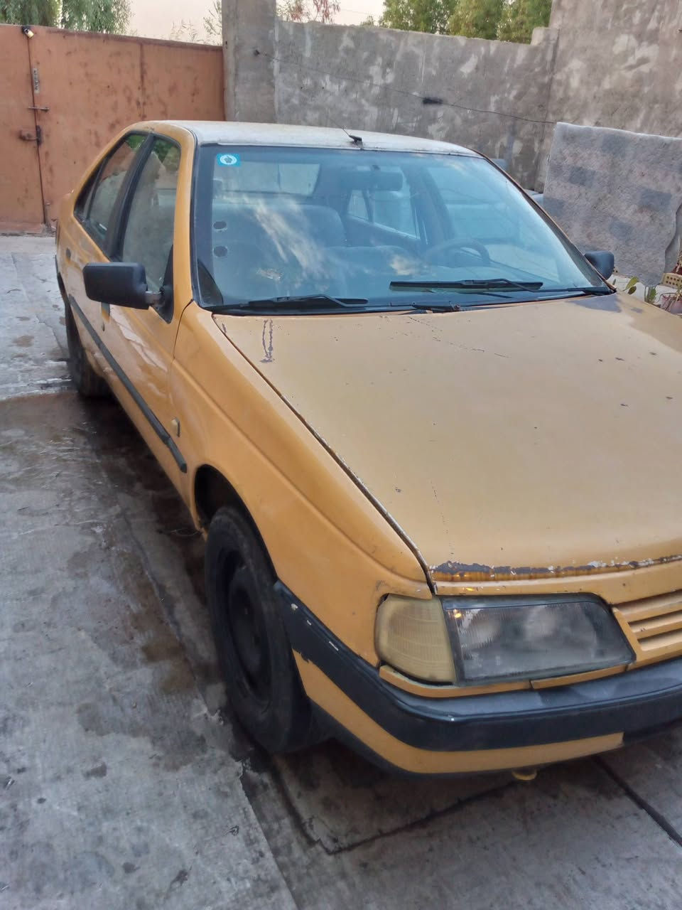 السلام عليكم بيجو 405 GLX 2010 محرك وگير فرنسي سنويه 2029 بغداد مشروع وطني تبريد بي تنفيس غاز حداديه جيده 26 وبي مجال شويه رقم الهاتف ***********
