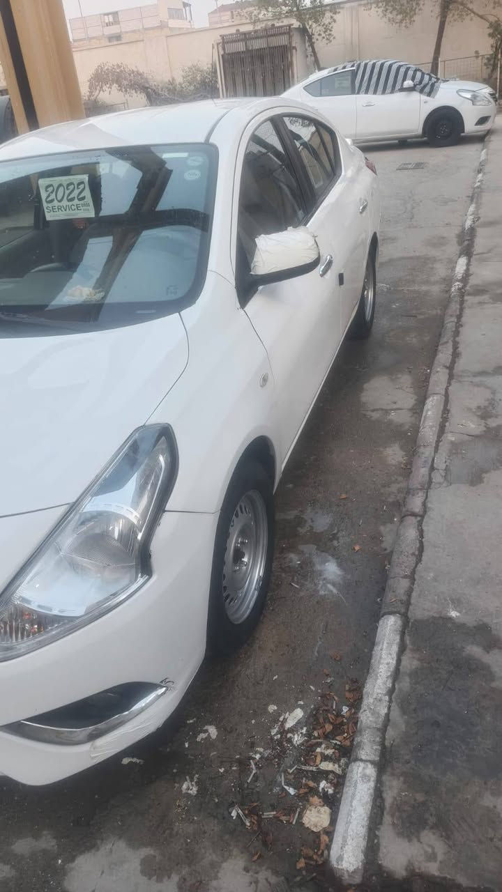 سلام عليكم نيسان صني 2021 هنديه بليته زركه سياره بيه جاملغ المامي بدل بدون دواخل سياره جاهزه من كلشي كير مكينه حداده تبريد رقم اربيل سنويه منهيه 26 مكان سياره بصره سعر 93 رقم الهاتف ***********
